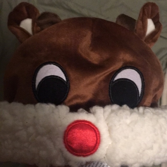 Rudolph the red nose reindeer slippers and hat infant set - Picture 4 of 4